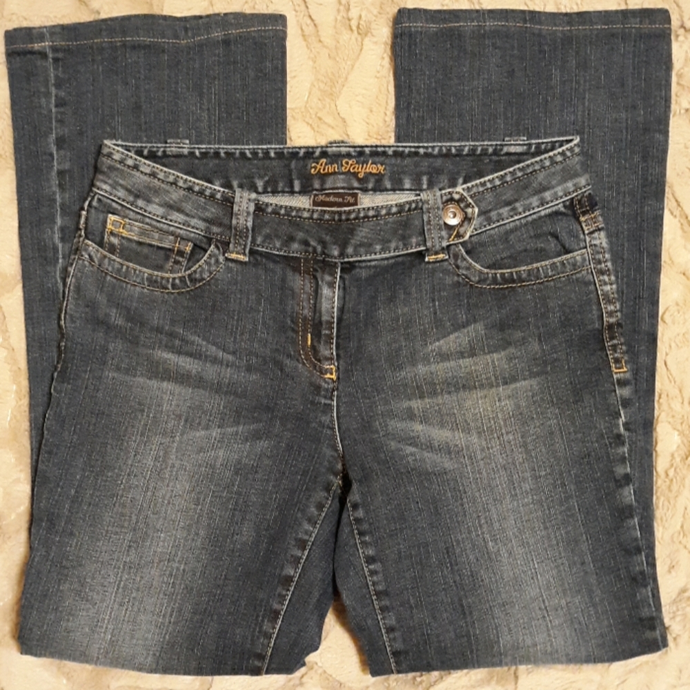 Ann Taylor ..Jeans